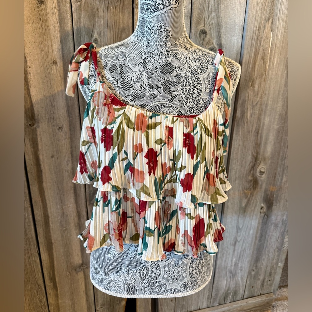 Floral Ruffle Sleeveless Top